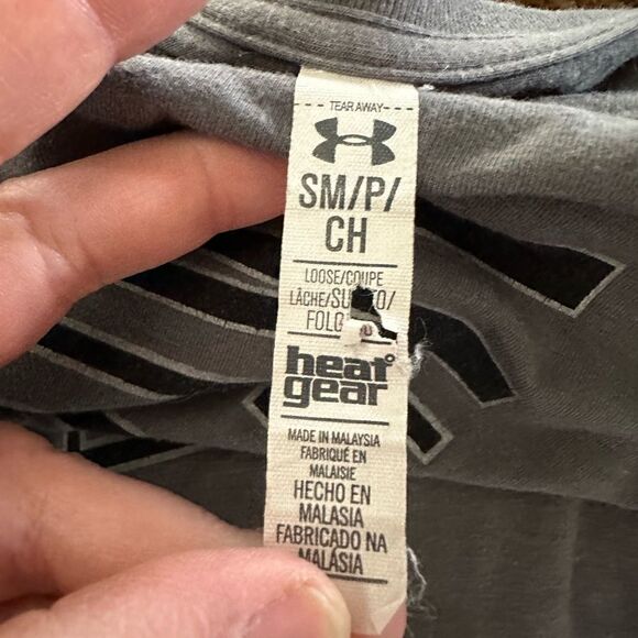 Milwaukee, 414 Under Armour fitted short sleeve T-shirt, size small women's - Picture 7 of 13